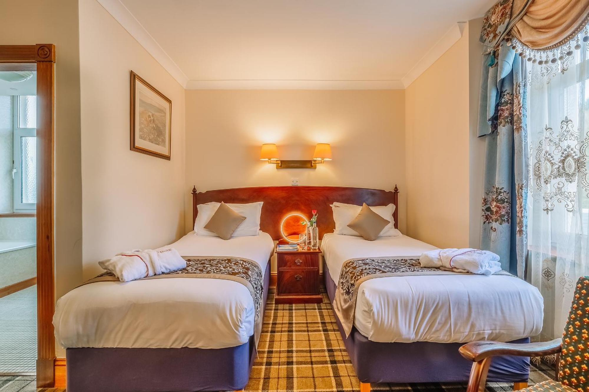 Muthu Alexandra Hotel Обан Экстерьер фото